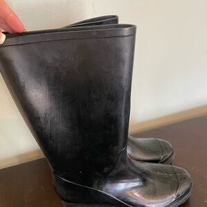 Black‎ Rain Boots